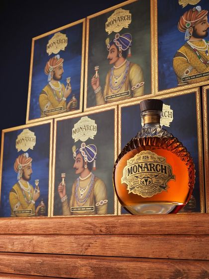 The Art of the Pour: Beverage & Bottle Campaigns photo 30