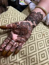 Mehndi Application Services