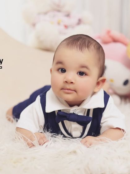 Posed Newborn & Sitter Sessions photo 15