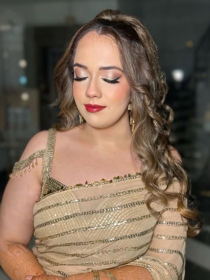 A close-up of the eye makeup for this sultry cocktail look. The shimmer on the lid catches the light beautifully.