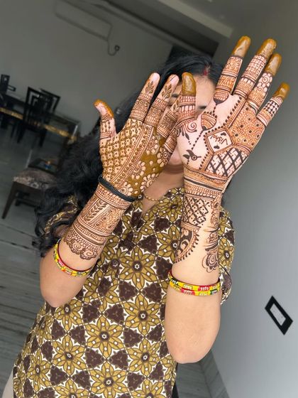 Priya Verma - Festival & Occasion Mehndi Karwachauth & Teej Mehndi photo 15