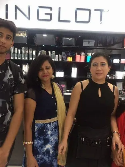 Posing with my students at an Inglot store. Part of the training is also understanding different makeup brands and their products.