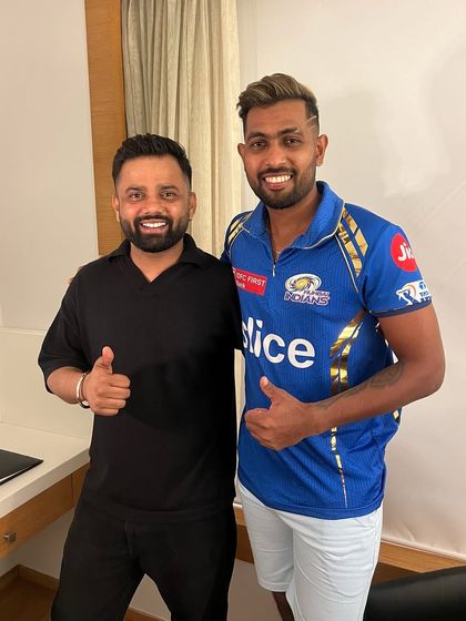 A birthday haircut for Sri Lankan player Nuwan Thushara. Wishing him the best.