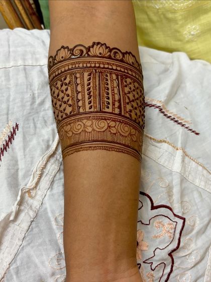 Mitali - Mehendi for Special Occasions Our Process & Natural Henna photo 4