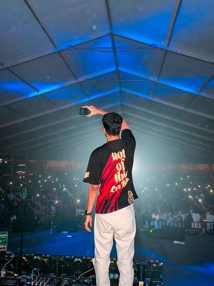 The drone getting a great shot as I film the audience.