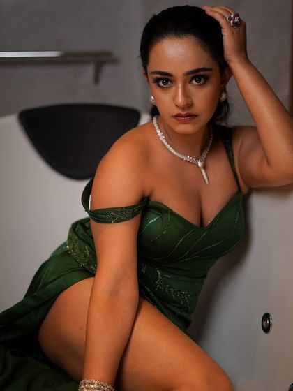 Karan - Portrait & Headshot Photography Studio Portraits: Modern & Traditional photo 29