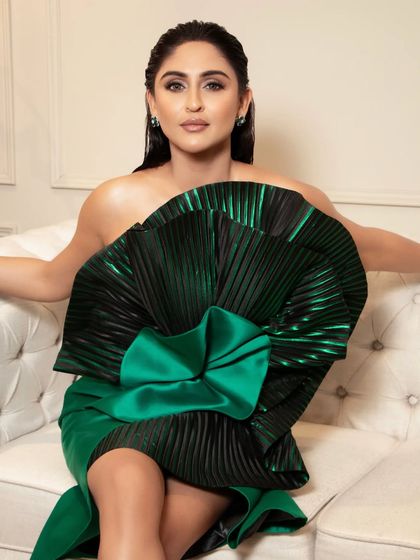 Celebrity Glam & Red Carpet photo 11