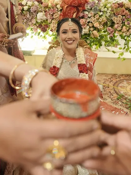 A ritual shot, capturing the traditions and the bride's beauty in one frame.