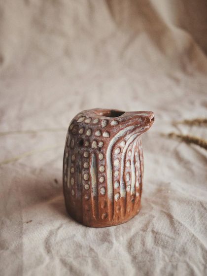 The shape of the pajarito is inspired by traditional ocarinas, designed to be held comfortably as you play.