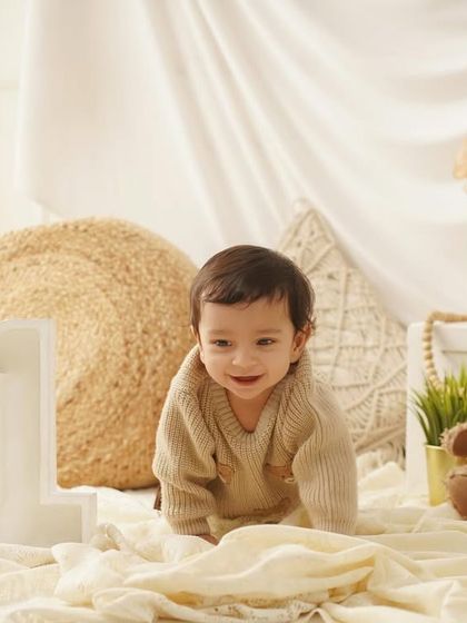 First Birthday & Cake Smash photo 15