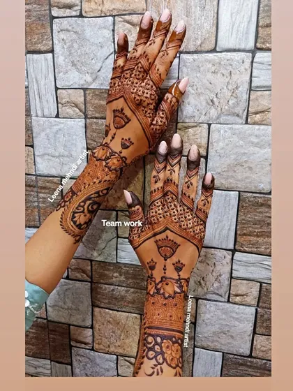 A shot of my teamwork with another artist, creating beautiful complementary designs.