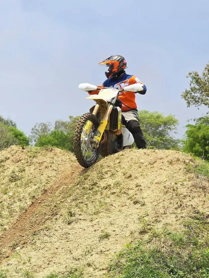 Here’s one of our trainers demonstrating how to conquer a steep dirt incline at The KGF Trails. Our sessions focus on practical skills you can use to tackle any terrain with confidence.