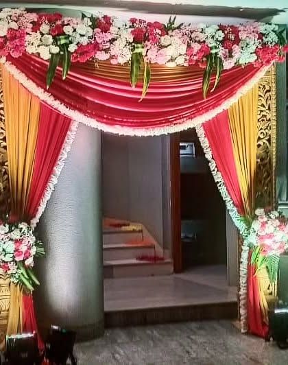 Dramatic Entrances & Key Moments photo 35