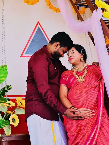 For those who love a touch of tradition, my Halli Mane set is perfect. This couple's maternity shoot captures a quiet, intimate moment, beautifully blending cultural aesthetics with the joy of pregnancy.