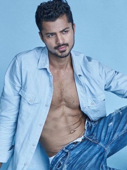 It's all about the vibe. A relaxed shot from a denim and shirting campaign.