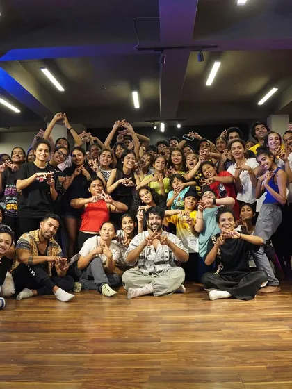 The whole crew after a challenging and rewarding intensive session.