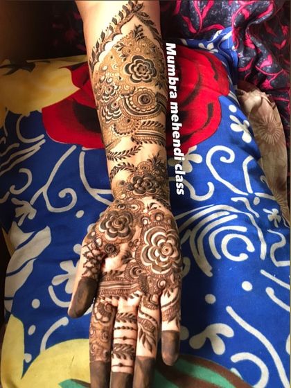Traditional Indian & Bridal Mehendi photo 19