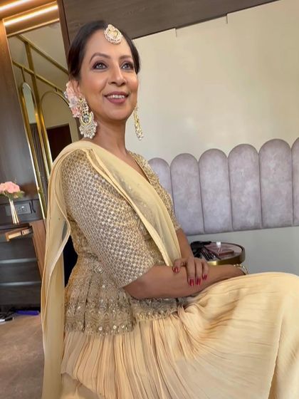 Timeless Beauty: Makeup for Mature Skin photo 24