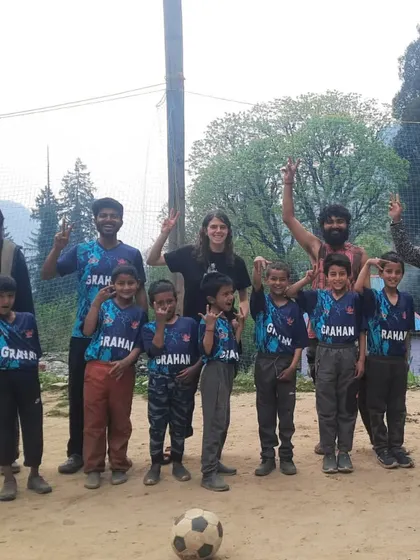 This picture captures the spirit of Uncaged Football perfectly. It shows the pure happiness and sense of accomplishment shared between the kids, coaches, and local supporters at the end of our Grahan village camp. This is what community football is all about.