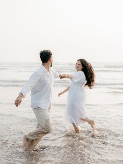 Golden Hour & Beach Romance photo 9