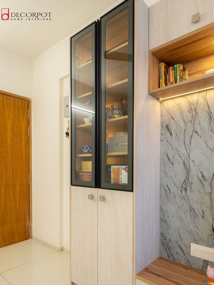 Decorpot - Custom Wardrobes & Storage Solutions Elegant Living & Entryway Storage photo 18