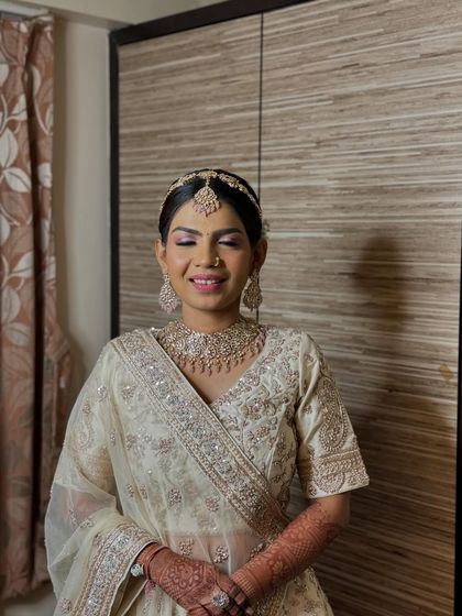 The Wedding Day Glow photo 39