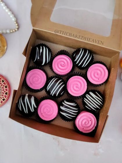 The Baked Heaven - Desserts & Sweet Treats Boxes of Happiness: Brownies & Chocolates photo 5