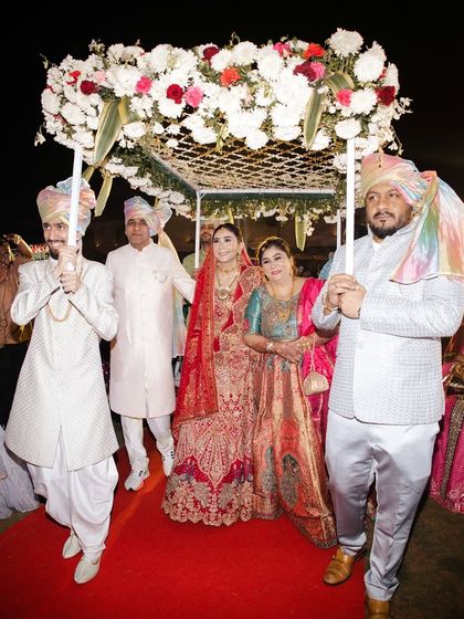 Grand Entrances & Cherished Moments photo 12