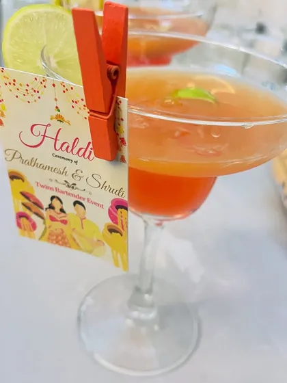 We love personalizing your event. This Haldi-themed cocktail for Prathamesh and Shruti comes with a custom tag, making it extra special for the couple and their guests.