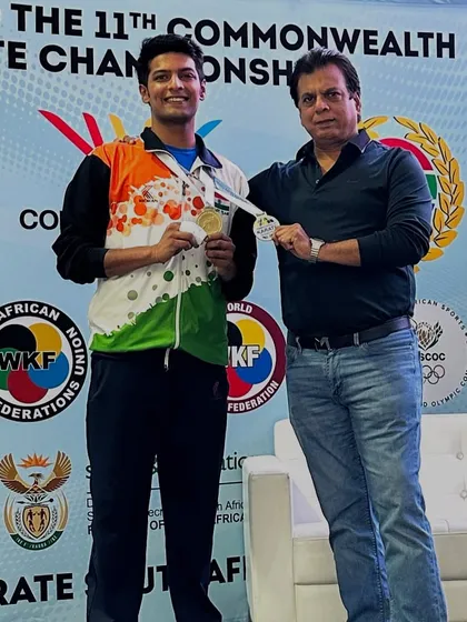 With Commonwealth Champion Pranay Sharma. It is a joy to see our senior athletes like him consistently winning medals for India.