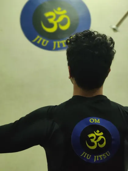 Our new merchandise is here. Represent the Om Jiu Jitsu team with our new full-sleeve rashguards.