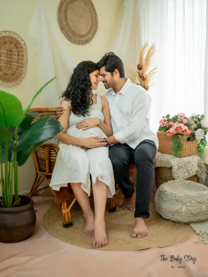 If you prefer a more natural, earthy vibe, my boho-themed setup is perfect. Using rattan furniture, pampas grass, and soft fabrics, I create a warm and serene atmosphere for relaxed couple and solo portraits.