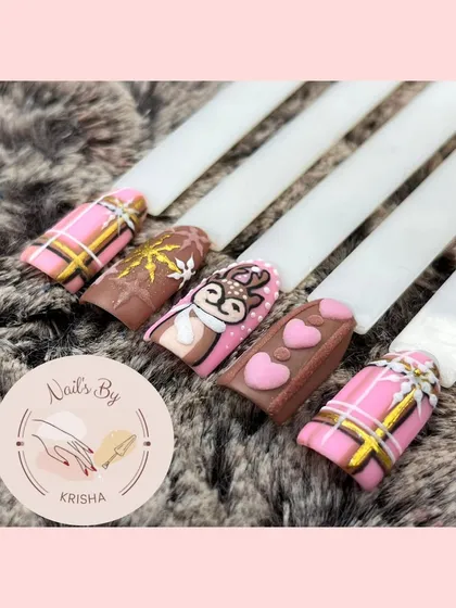A cozy Christmas theme featuring plaid patterns, a cute reindeer, and 3D heart details.