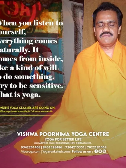This is the core of my teaching: "When you listen to yourself, everything comes naturally." Yoga is not just about physical postures; it is about developing the sensitivity to hear your inner voice. Here I am in a state of meditation, a practice I teach to help you connect with your true self.