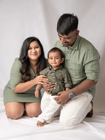 A simple, classic family portrait in matching olive green. Sometimes the most beautiful photos are the most simple.
