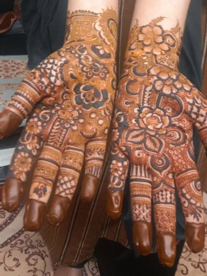Mehendi Art by Nishat - Mehndi (Henna) Artistry Elegant Henna for Guests & Parties photo 38