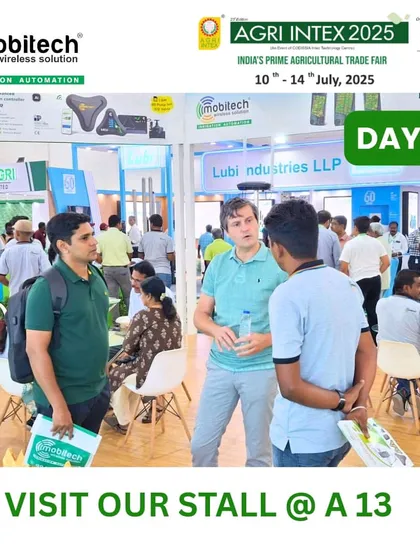 An international visitor engaging with our team at the Agri Intex expo.