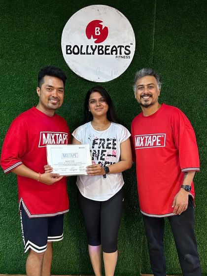 Another happy and certified Mixtape Fitness instructor! She is now equipped with all the skills to run her own successful dance fitness classes.