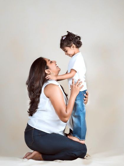 Pooja - Kids & Family Photography The Parent's Embrace photo 8