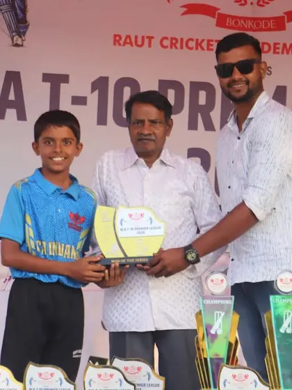 Awarding the Player of the Series for the U-14 category. We nurture talent at every level of the academy.