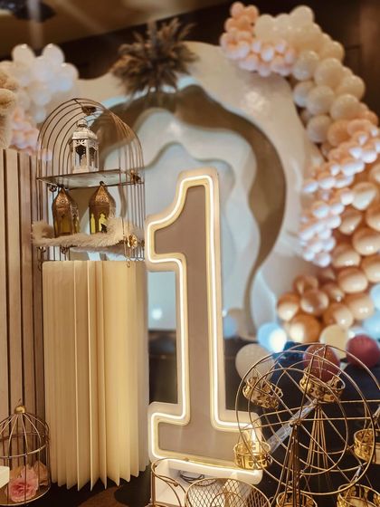 Satweek - Themed Birthday Party Decoration The Finishing Touches: Props, Cakes & Details photo 13