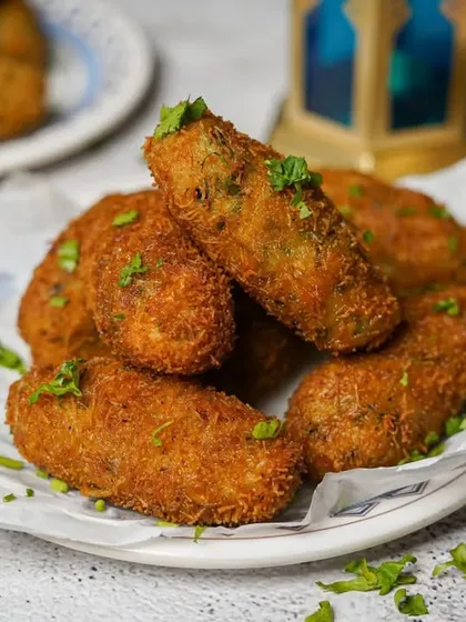 Experience the essence of Ramadan with our mouthwatering Arabian kebabs. These flavourful and juicy kebabs are a perfect addition to your Iftar table.