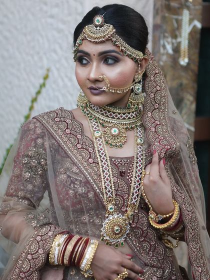 A classic bridal portrait. My students learn posing and photography basics to ensure their portfolio is top-notch.