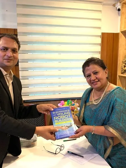 It was an honor to present my book, 'Electronics for Young Robot Builders,' to Madam Pushpa Subbaiah, the managing trustee of Lawrence High School. We are proud to partner with schools that provide the very best learning opportunities for their students.