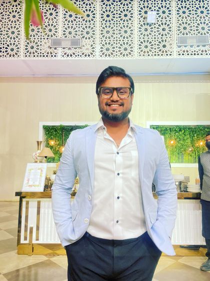 A shot from a successful sangeet event I directed in Delhi. I am always on location to personally manage the show from start to finish.