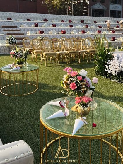 Enchanted Garden: White & Pastel Themes photo 29