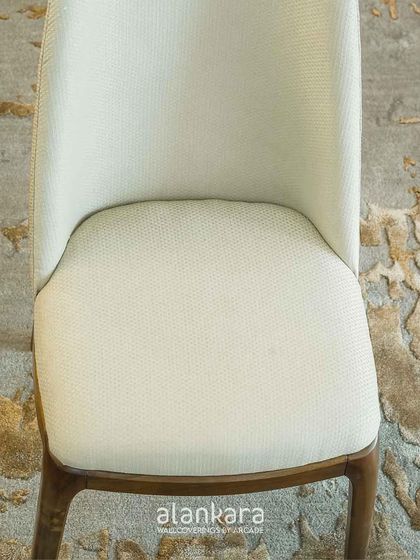 Alankara Homestories - Interior Design Services Bespoke Seating: Sofas, Armchairs & Accent Pieces photo 33