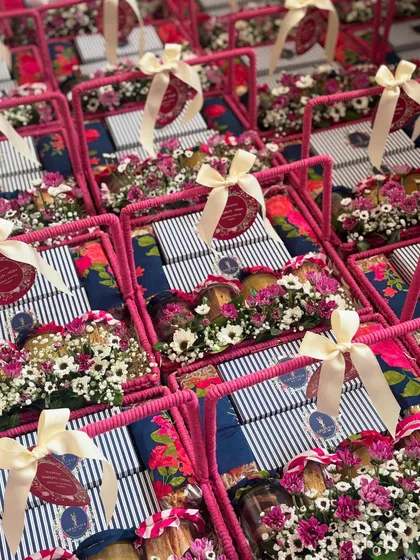 From a single gift to hundreds, we handle every order with the same attention to detail. Here is a look at a bulk order of 200 custom wedding announcement baskets, ready to be dispatched.