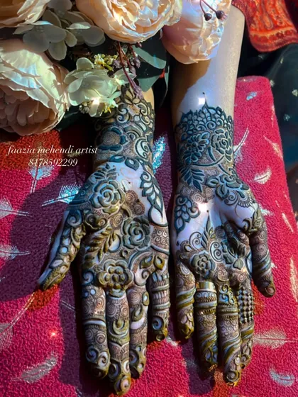 Another angle of the beautiful henna for Al Kausar Makeovers. The design is a mix of modern and traditional styles.