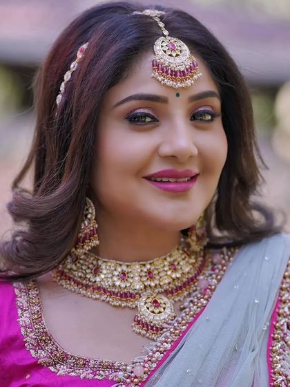 Rentingstoli - Personal Jewellery Styling Reception, Sangeet & Lehenga Styles photo 25